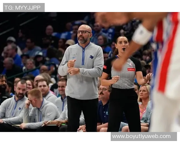 基德透露右脚踝扭伤情况明天主场对阵奇才加福德出战存疑 基德透露右脚踝扭伤情况明天主场对阵奇才加福德出战存疑